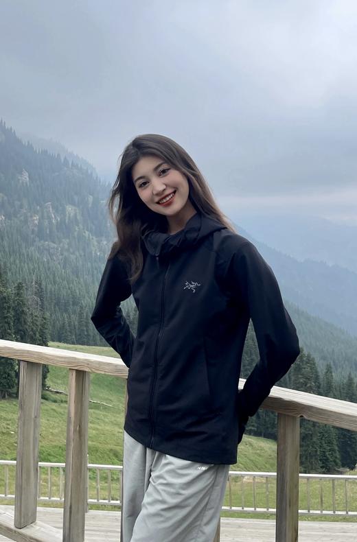 鸟牌Gamma hoody系列 春季女款软壳外套 商品图5