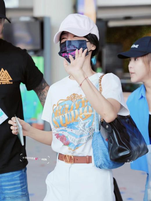 F031448美式复古做旧涂鸦音浪玫瑰印花圆领短袖t恤 商品图4