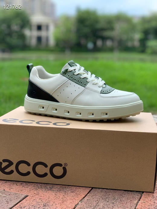 外贸原单【ECCO-高尔夫新款】GOLF STREET 720 
男款爱步新款透气缓震抓地 高尔夫街头720  
39-44 商品图0