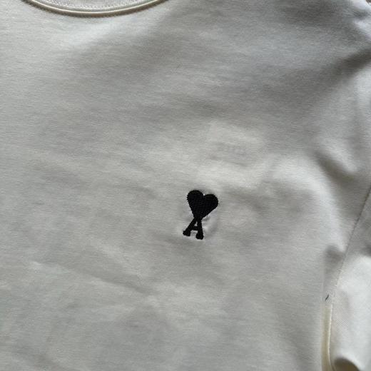 F031465春夏新款黑色爱心刺绣男女同款宽松短袖T恤 商品图5