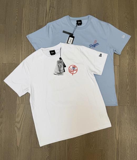 F031474松弛氛围感新春圆领后背冰淇淋图案印花短袖T恤 商品图0