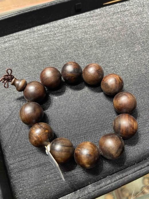 4500元/条小叶紫檀瘤疤手串 商品图2