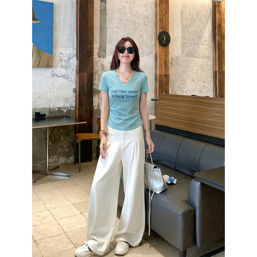 <曾小咸推荐>蓝绿色修身v领短袖t恤女夏 商品图2