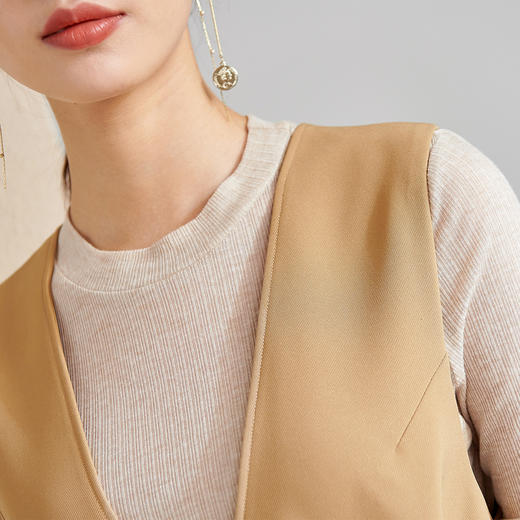 剩S 芳外秋季新款女式连衣裙收腰V领背心裙A字裙通勤OL连衣裙 商品图4