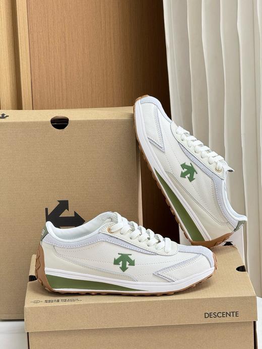 点此购买 迪桑特Cron Racer舒适減震耐磨防滑男女款低帮运动板鞋 dx 342248 商品图7