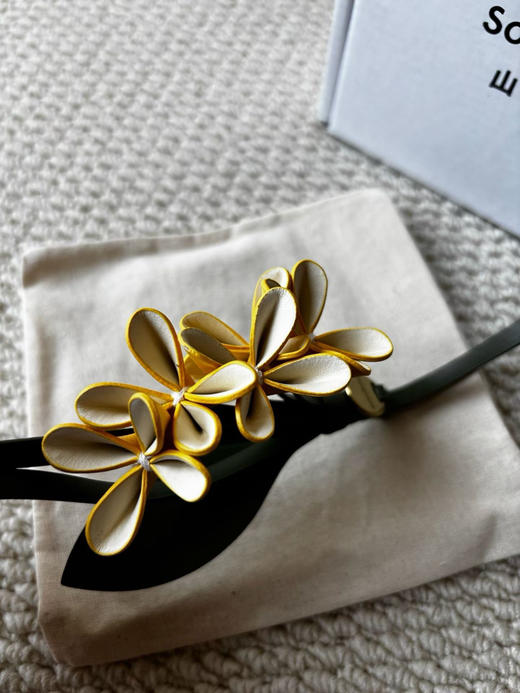 正品 Songmont（山下有松）摘金桂挂件，属于品牌国风系列的包挂配饰。 商品图6