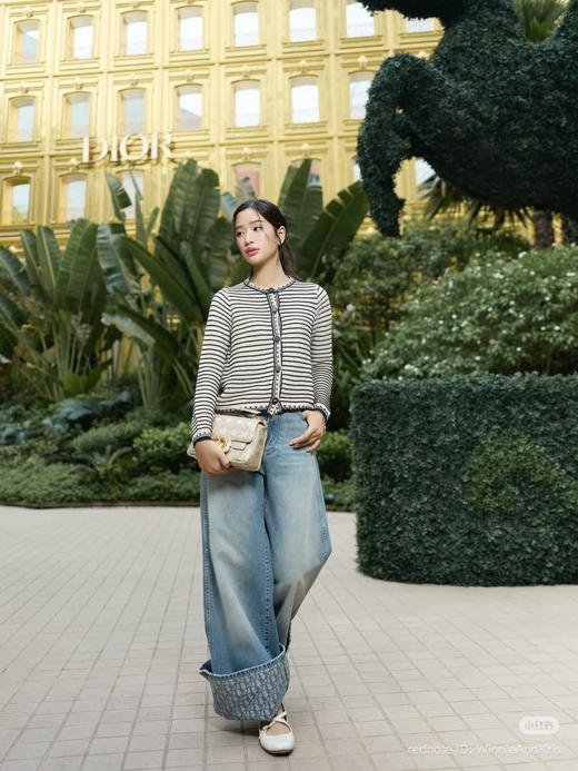 314-10 渠道圆正 雕 26ss经典海军蓝条纹开衫 商品图2