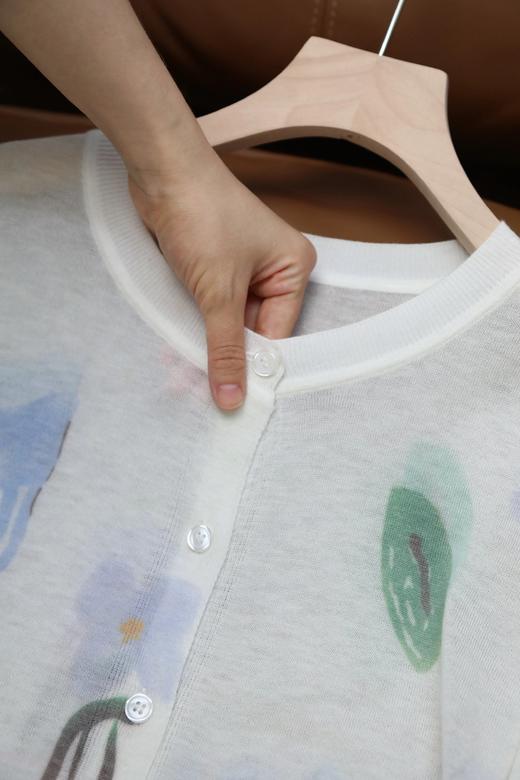 【天丝羊毛花朵开衫】把春日的写意花卉，织进天丝与羊毛的温柔肌理里，上身舒适无负担亲肤细腻WD 商品图12