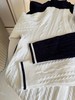 点此购买 TB春秋季女士经典学院风净版袖条V领小麻花2色针织毛衣开衫 mp 342366 商品缩略图13