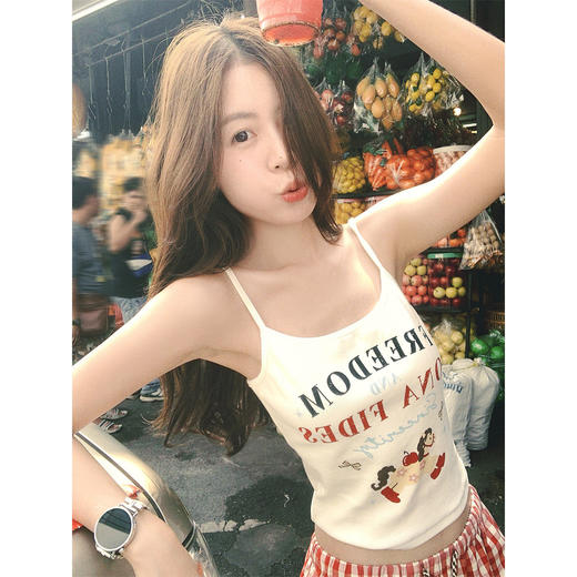 <曾小咸推荐>韩系白色字母印花吊带背心 商品图3