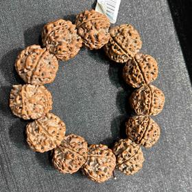 900元/条五瓣金刚菩提手串