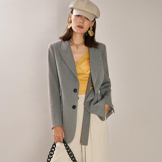 剩L 芳外春季新款通勤文艺小众设计西装外套修身薄款灰色西服0207 商品图1