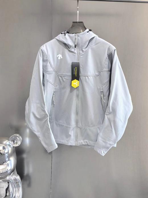 F031481新款三防户外防水耐磨内里黑科技加绒冲锋衣外套 商品图9