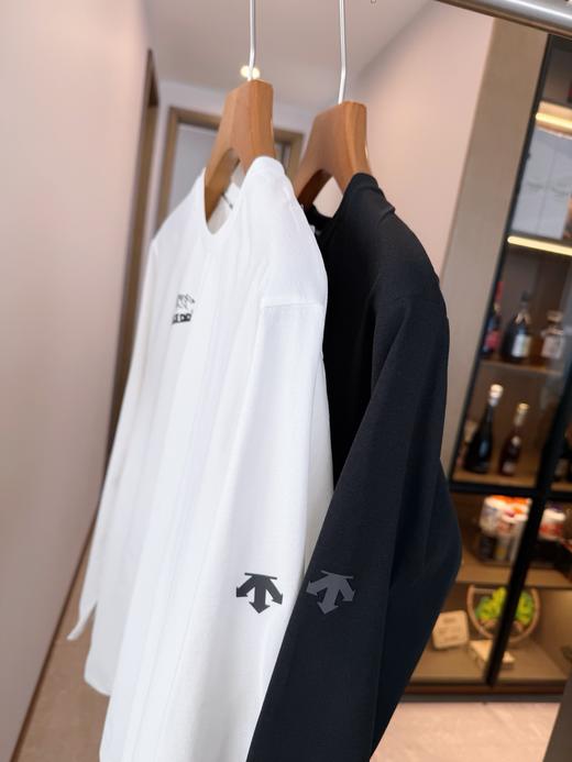 点此购买 迪桑特ALLTERRAIN 81系列男士天花板级长袖T恤 bk 342292 商品图9