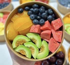 【鲜果切】鲜橙蓝莓芭乐羊角蜜四拼（750ml）