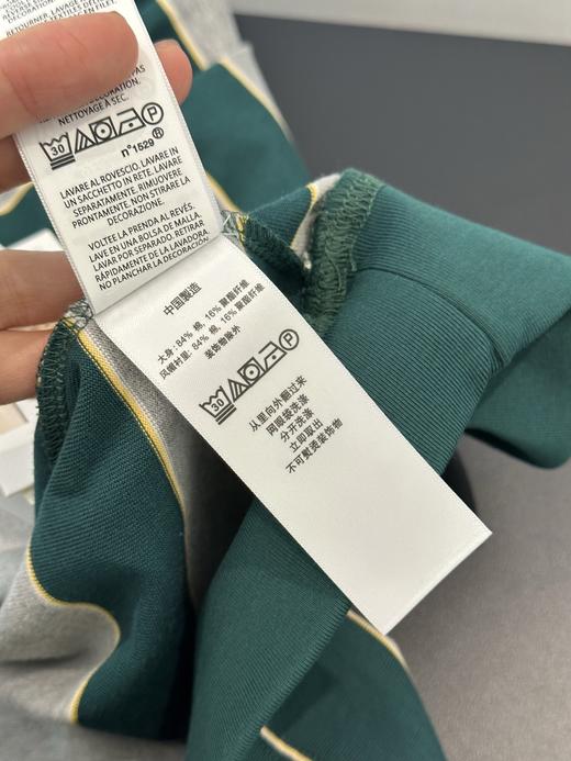 点此购买 缪缪春夏季女士绿灰条纹长袖T恤 ye 342345 商品图8