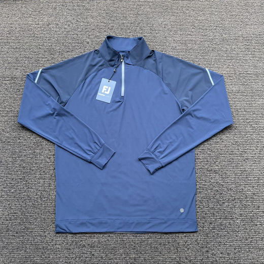 正品FJ男士高尔夫外套  夹克 春秋款
只有S 码，胸围108。适合130-150斤左右 商品图0