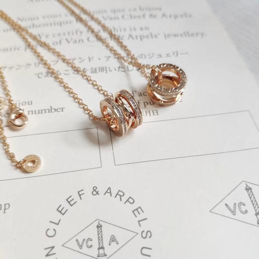 F031423仙气十足长短可调弹簧镂空款灵动带钻项链 商品图3