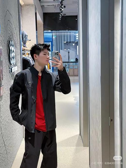 F031411马年限定款软壳衣情侣款防水防风透湿全压胶硬壳冲锋衣男外套 商品图11