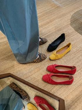 💡不露痕迹的小心机-4cm📍隐形增高+ 软底 小个子姐妹de狂喜🔥通勤约会都能穿o特别百搭❗❗【ROAADN复古小方头蝴蝶结内增高单鞋001】 🎉不管是配阔腿裤还是小裙子 都温柔又显气质