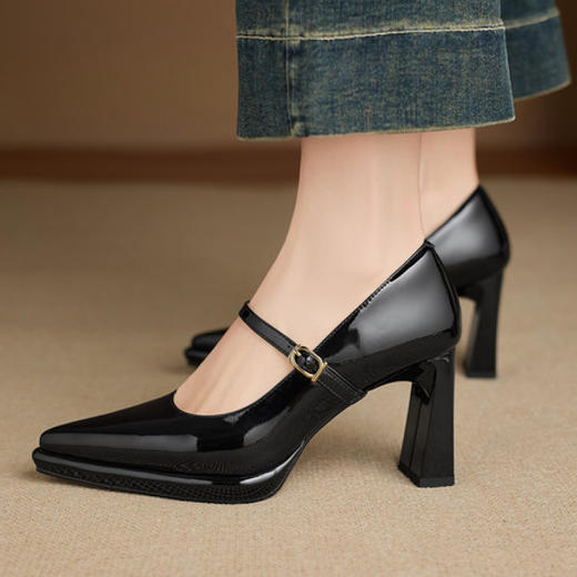【预售5天】漆皮尖头粗跟单鞋女一字扣带高跟鞋防水台浅口职业鞋时尚款小皮鞋NWS1&N9879 商品图3