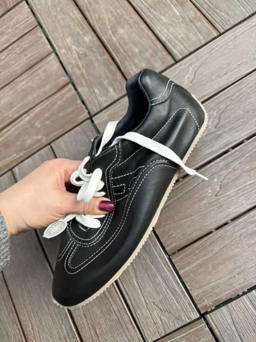 316-7 高端顾客来 大马新款全皮薄底德训鞋 内外全皮 柔韧如蒲草 巨舒适 商品图4