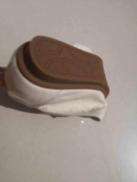 683001牛筋软底牛皮女鞋团购价199元，35-40码，适配各个年龄段各种裤型各种生活场景，后脚跟防磨脚设计，休闲通勤百搭，舒适透气，低调，美观不张扬，米白 现货，黑色要过几天 商品图12