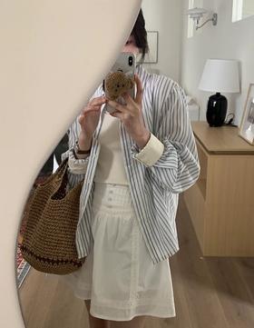 【浅幼 春日条纹衬衫】80-145斤可穿，版型宽松垂顺，面料轻薄舒适柔软，上身百搭文艺风！