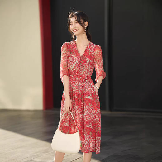 丁摩 本命年红色战袍 真丝连衣裙女夏100%桑蚕丝气质显瘦中长裙子6ZF-80162 商品图2