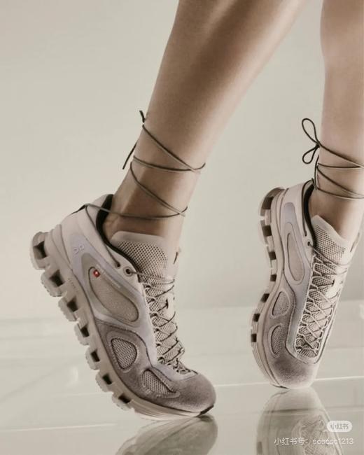 FKA Twigs x On Cloud X4春夏透气轻盈舒适耐磨低帮跑步鞋 特惠 Z-15872 商品图4