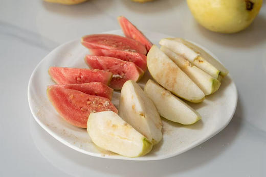 奶油芭乐&草莓芭乐到新货～脆爽时如奏响乐章，软糯时似奶油冰淇淋，甜得清新却不寡淡，浅浅萦绕鼻尖，让人上瘾 商品图10