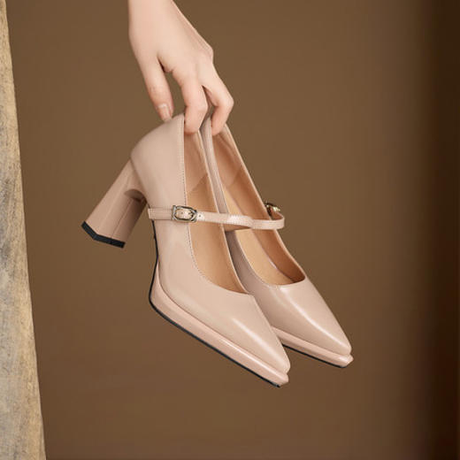 【预售5天】漆皮尖头粗跟单鞋女一字扣带高跟鞋防水台浅口职业鞋时尚款小皮鞋NWS1&N9879 商品图2