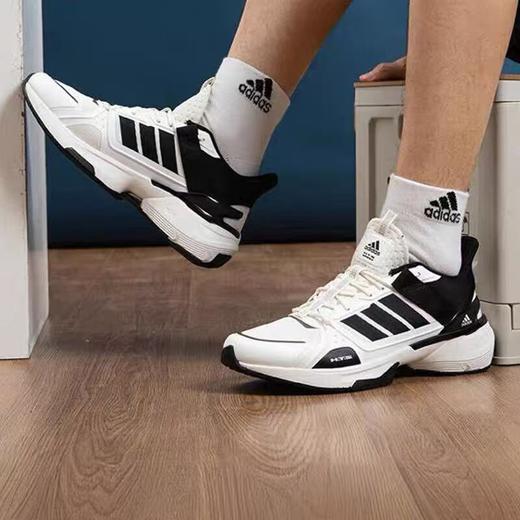 399.9元阿迪达斯跑步鞋569507-LN(线上线下同时售卖 不保证有货 无原装鞋盒 介意勿拍） 商品图0