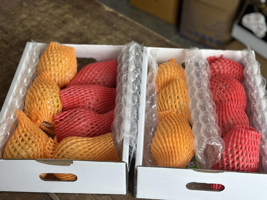 双拼芭乐到货！软糯香甜，巨巨巨好吃。使用有机肥，不催熟，不打药，真正树上熟，拿到就能吃！软软糯糯，香味四溢。 硬吃清甜 软吃糯甜！丰富膳食纤维，好吃不长肉 商品图6