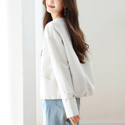 百媚生 时尚圆领女士短外套简约休闲夹克BKXYFS6928 商品图1