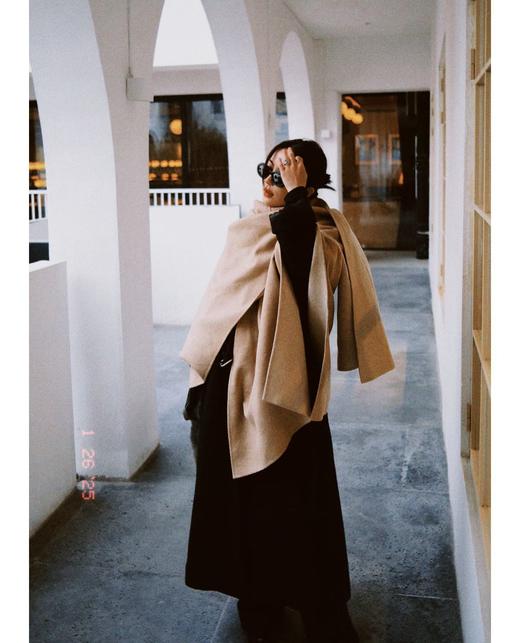 古驰 25p 新款倪妮同款安克拉红墨镜 商品图3