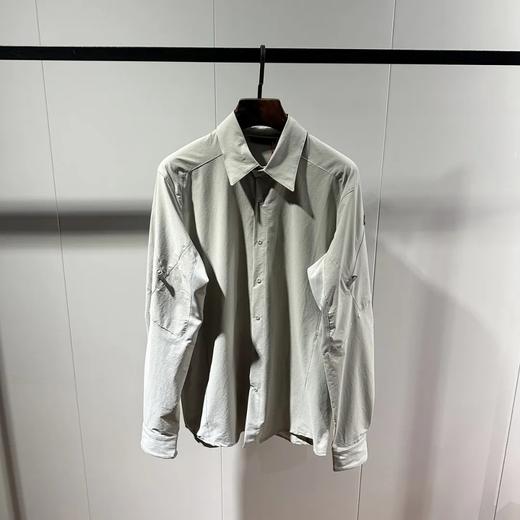 轻装上阵，一衣穿四季  可调节袖袢、隐藏式口袋 商品图6