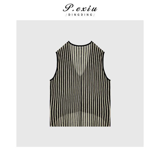 03-3潘依绣丁丁宠粉潘依绣【香草拿铁】100%天丝氛围感V领轻盈舒适背心 ZZ0577 商品图2