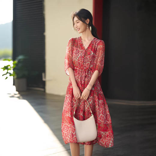 丁摩 本命年红色战袍 真丝连衣裙女夏100%桑蚕丝气质显瘦中长裙子6ZF-80162 商品图1