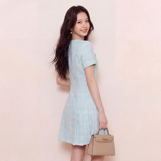 奢姿大码女装2026夏季格纹减龄小香风连衣裙胖妹妹V领百褶裙子9962860047 商品图3