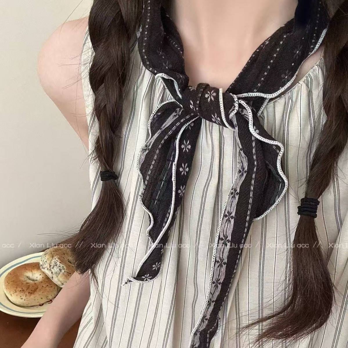 韩系文艺风黑白条纹丝巾 女2026新款 小众高奢感百搭领巾 氛围感配饰 百搭配饰