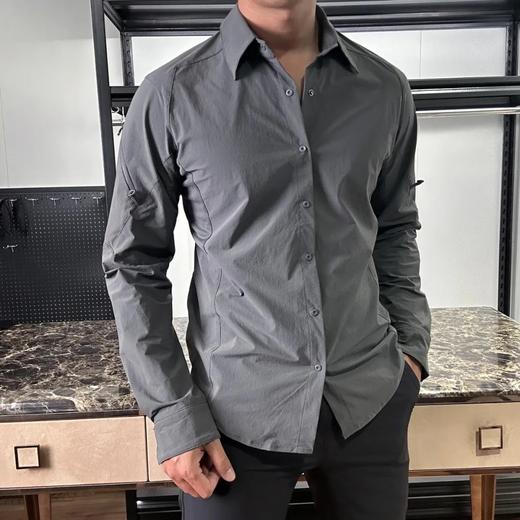 轻装上阵，一衣穿四季  可调节袖袢、隐藏式口袋 商品图2