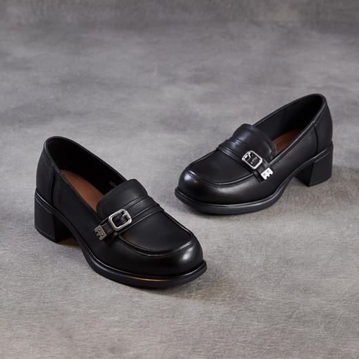 雀说 头层牛皮厚底粗跟乐福单鞋ZM269076 商品图3