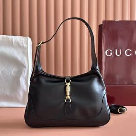 古驰 最新系列 软粒面皮革 单肩包 腋下包