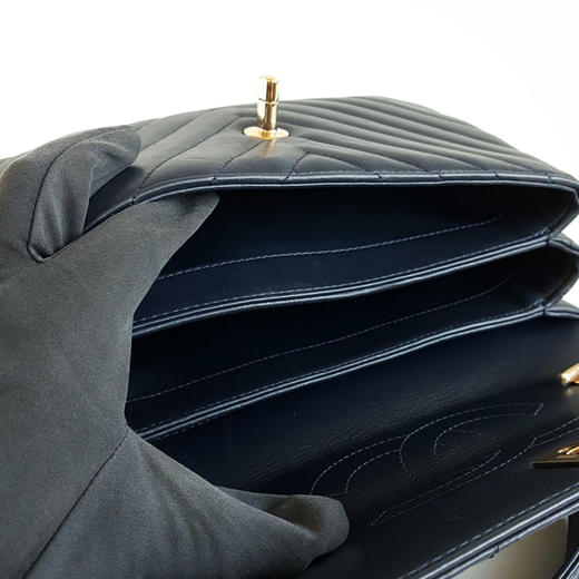 【95新】CHANEL香奈儿Trendy cc系列A92236 Y83366 4B471小号深蓝色金扣V纹trendy cc链条包单肩包女士110326JJ31 商品图9