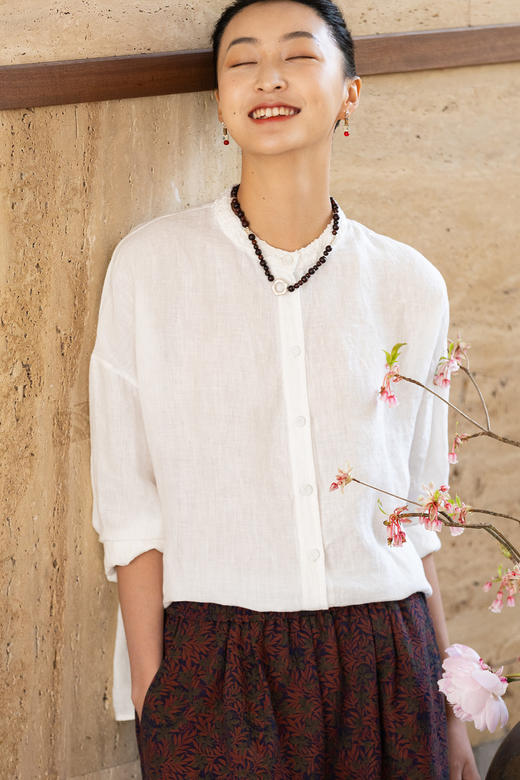 牧衣游原创 手工抽皱汉麻衬衫舒适透气轻薄简约百搭白色衬衣 德馨 商品图5