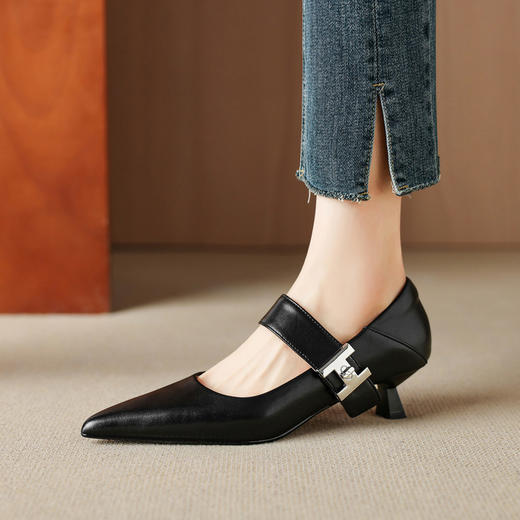 【预售5天】单鞋低帮春夏新款女鞋跨境外贸小众轻奢复古皮鞋通勤单鞋&M6706 商品图5