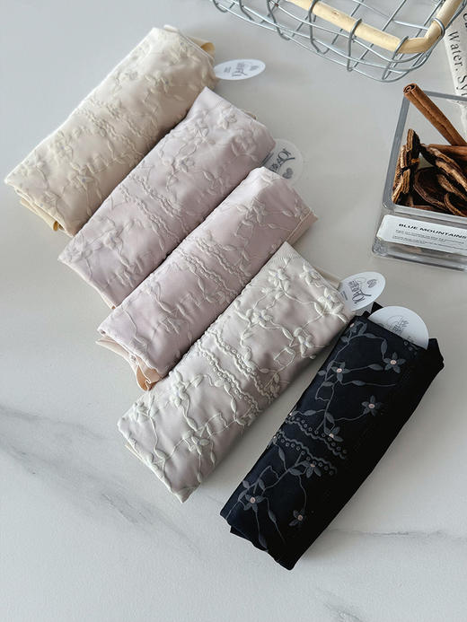 【中高腰内裤】预售7-10天 从十多条试穿出来的舒适感 不夹臀 ~ 商品图5