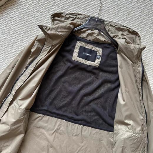 F031652男士卡其纯色连帽轻便户外夹克春秋薄外套风衣防晒服 商品图7