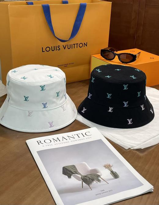 驴家 帽子 黑/白两色 （CO） 商品图1